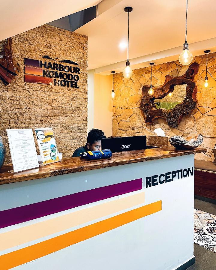 Harbour Komodo Hotel ลาบวนบาโจ ภายนอก รูปภาพ