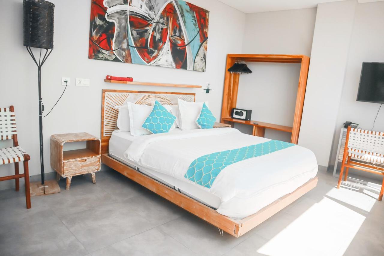 Harbour Komodo Hotel ลาบวนบาโจ ภายนอก รูปภาพ