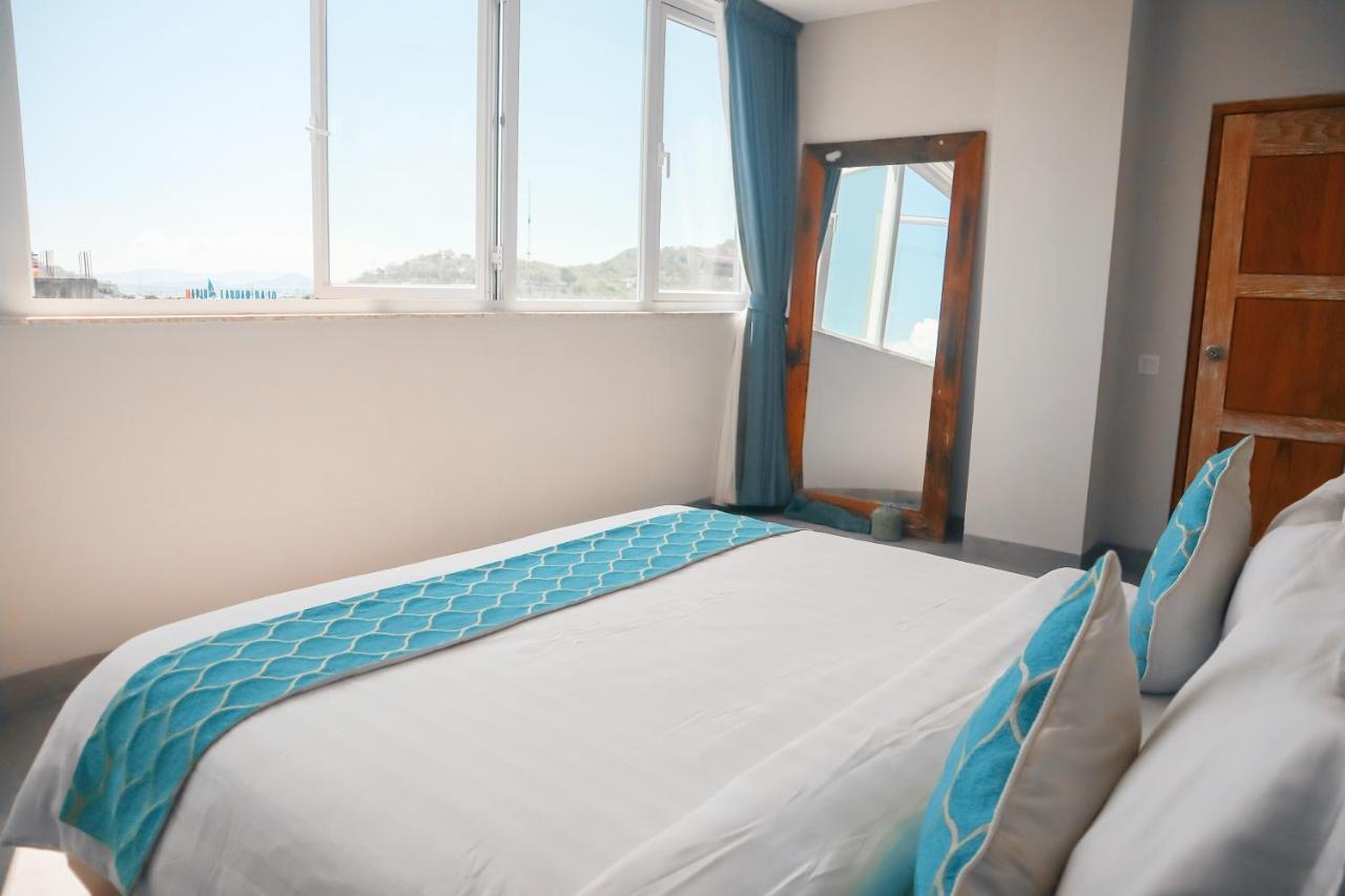 Harbour Komodo Hotel ลาบวนบาโจ ภายนอก รูปภาพ