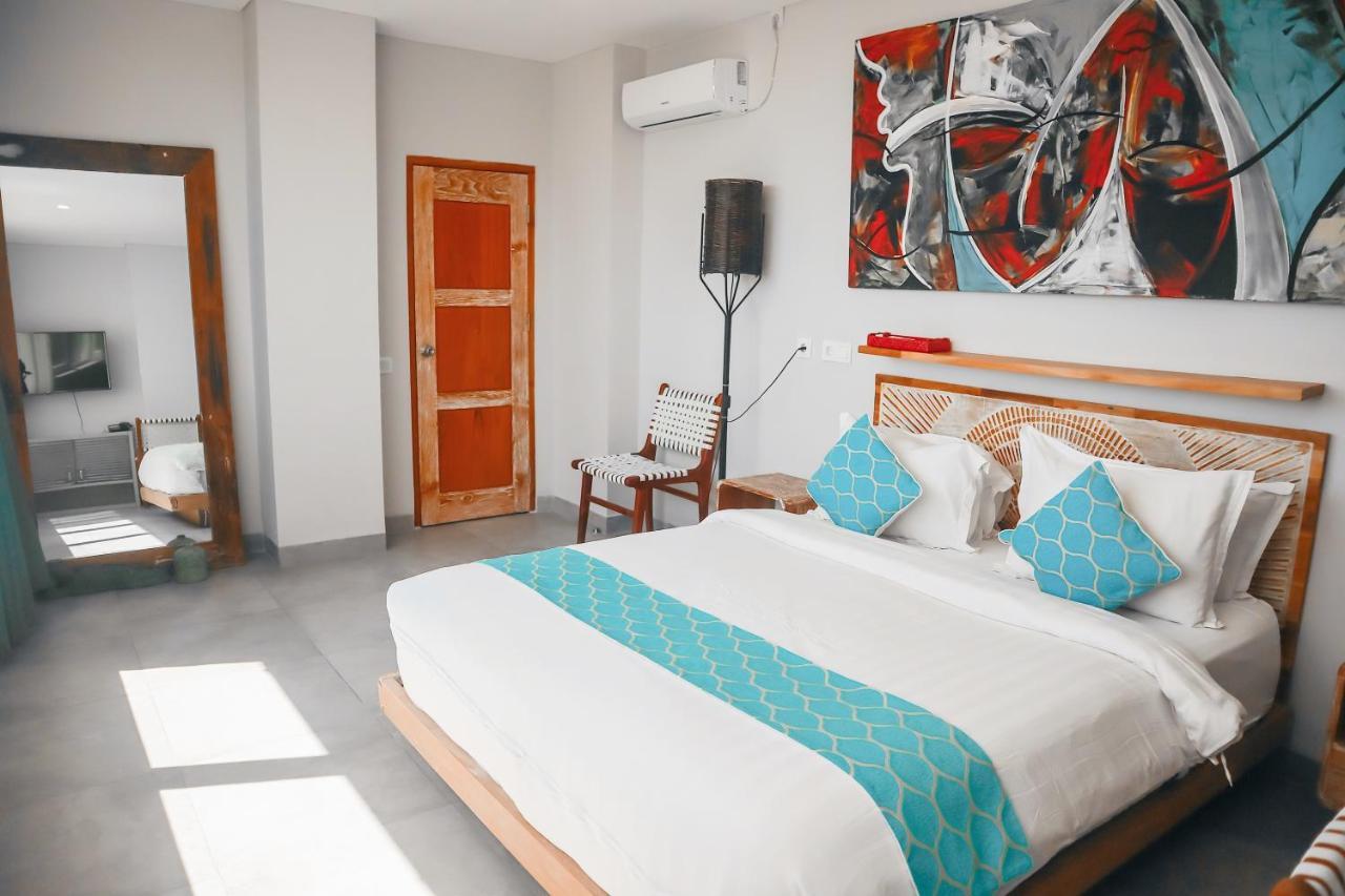 Harbour Komodo Hotel ลาบวนบาโจ ภายนอก รูปภาพ